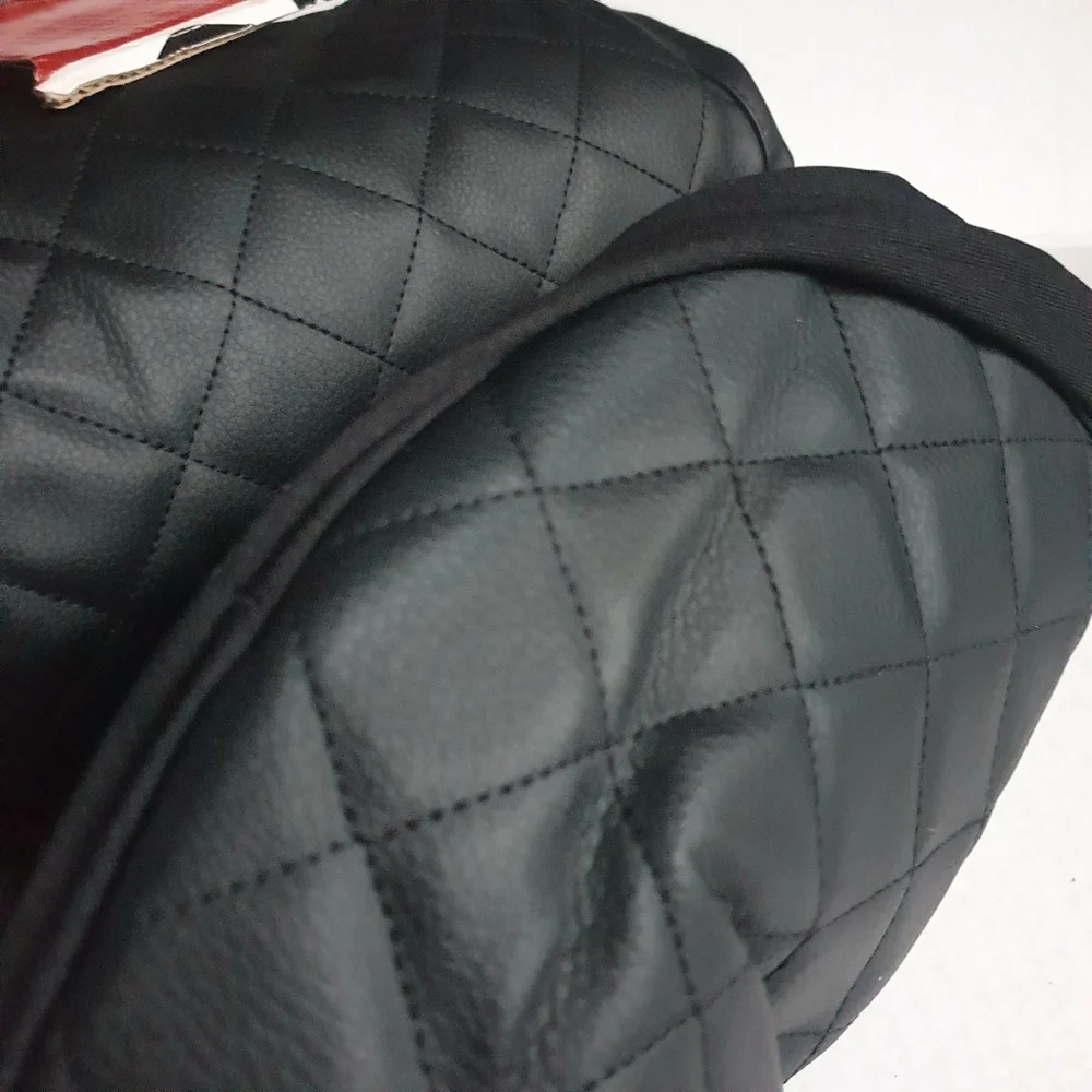 Solid Black or Fuzzy Heart Design Automobile Cushioned Single Bucket Seat Cover